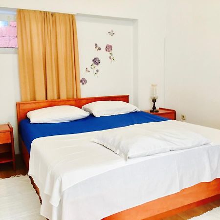 2Bedroom Apartment Lapad Дубровник Екстер'єр фото
